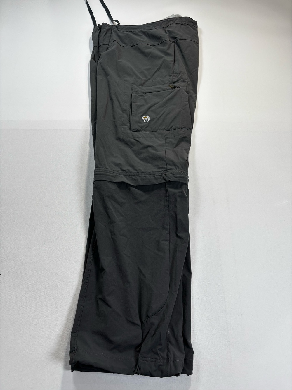 Mountain Hardwear Gray Women's Convertible Cargo Pants - Picture 11 of 11